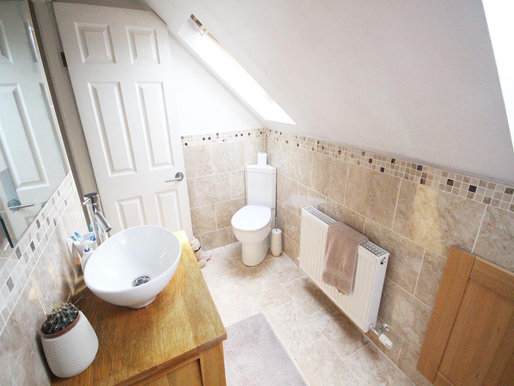 4 bedroom detached house For Sale in Earby - IMG_2546.jpg